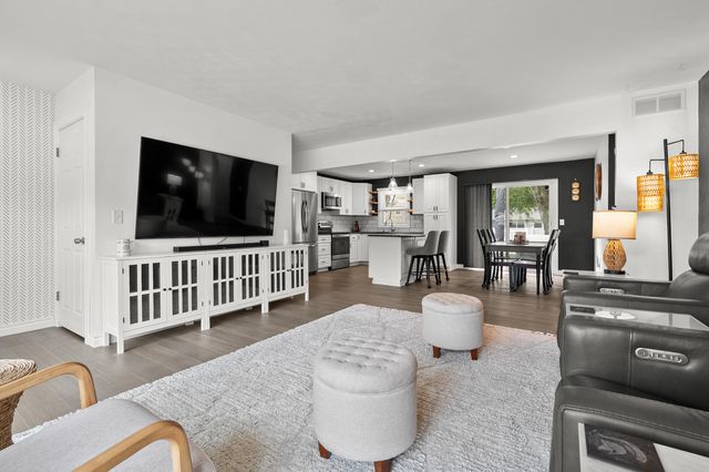 6201 Cypress Street, Portage, MI 49024