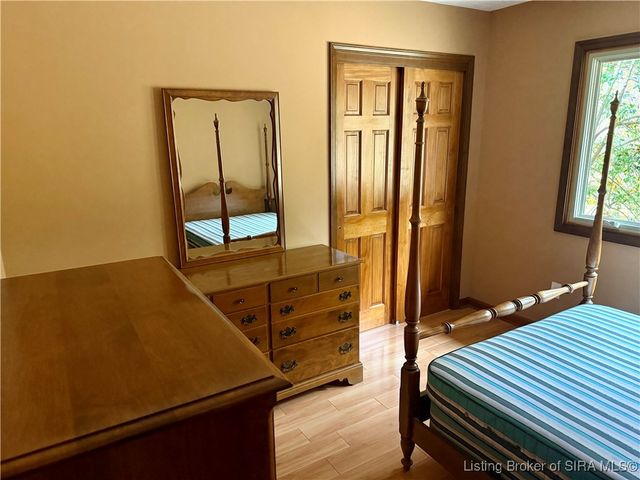 9818 Marion Martin Road, Charlestown, IN 47111