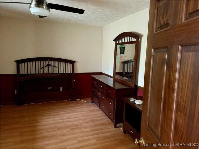 9818 Marion Martin Road, Charlestown, IN 47111