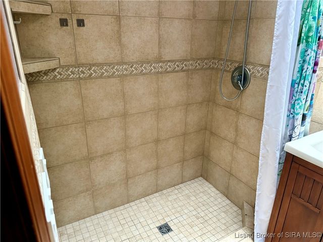 9818 Marion Martin Road, Charlestown, IN 47111