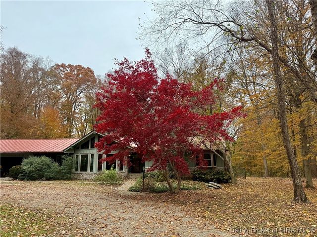 9818 Marion Martin Road, Charlestown, IN 47111