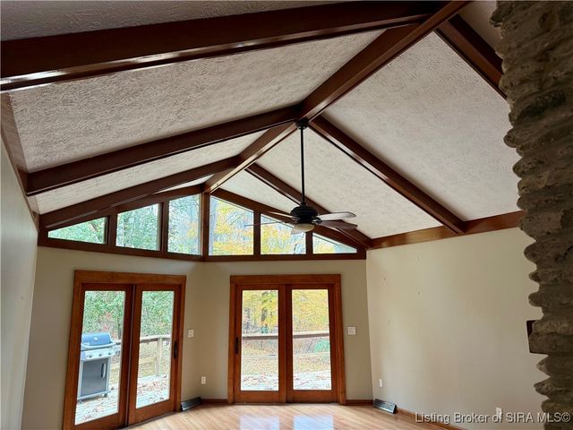 9818 Marion Martin Road, Charlestown, IN 47111