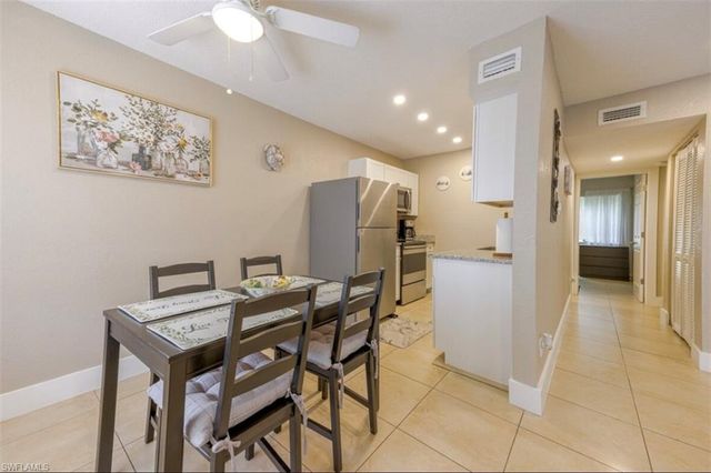 4605 Bayshore DR G2, Naples, FL 34112