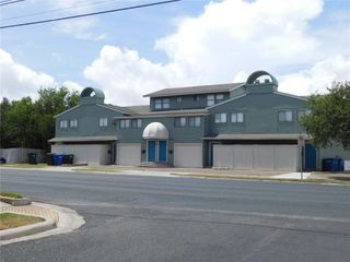 2725 Santa Fe St E, Corpus Christi, TX 78404