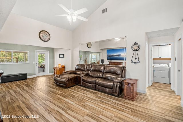 2899 Pebble Creek Street, Melbourne, FL 32935