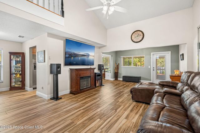 2899 Pebble Creek Street, Melbourne, FL 32935