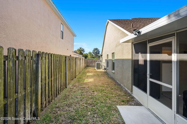 2899 Pebble Creek Street, Melbourne, FL 32935