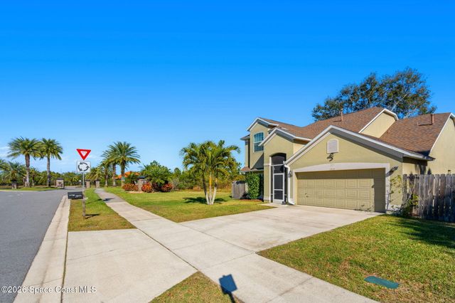 2899 Pebble Creek Street, Melbourne, FL 32935
