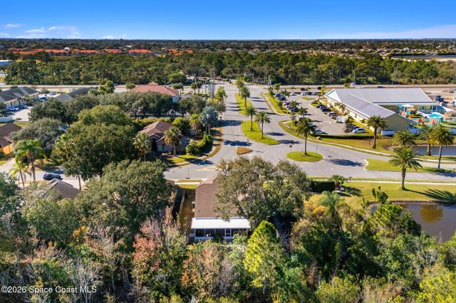 2899 Pebble Creek Street, Melbourne, FL 32935