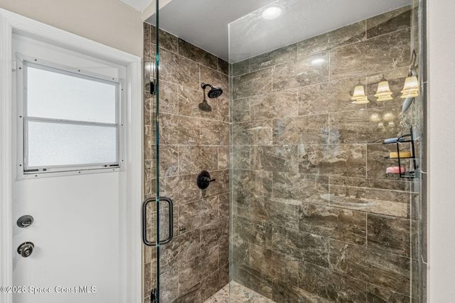 2899 Pebble Creek Street, Melbourne, FL 32935