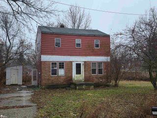 3233 W Home Avenue, Flint, MI 48504