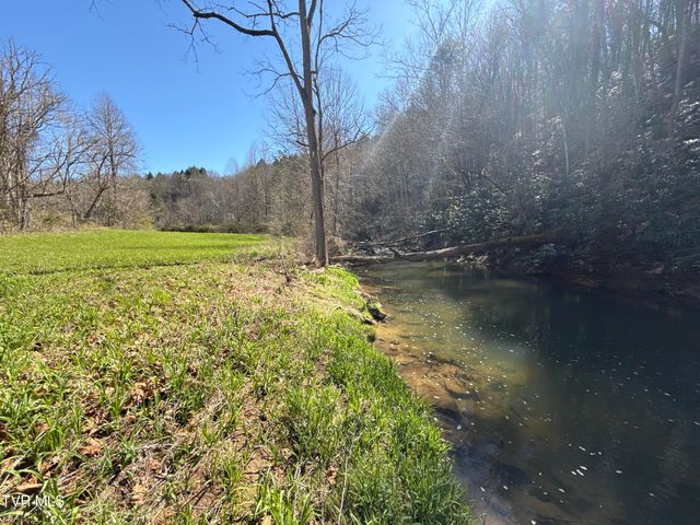 1529 Beech Creek Rd Road, Rogersville, TN 37857
