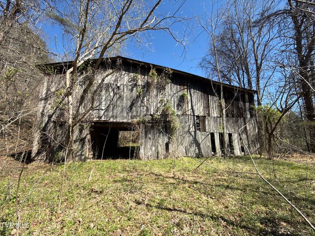 1529 Beech Creek Rd Road, Rogersville, TN 37857