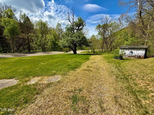 1529 Beech Creek Rd Road, Rogersville, TN 37857