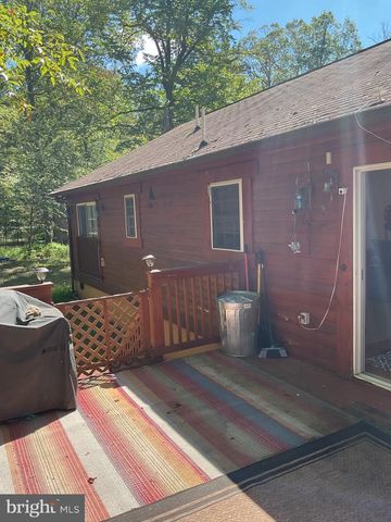 624 MOUNTAIN LION LN, Augusta, WV 26704