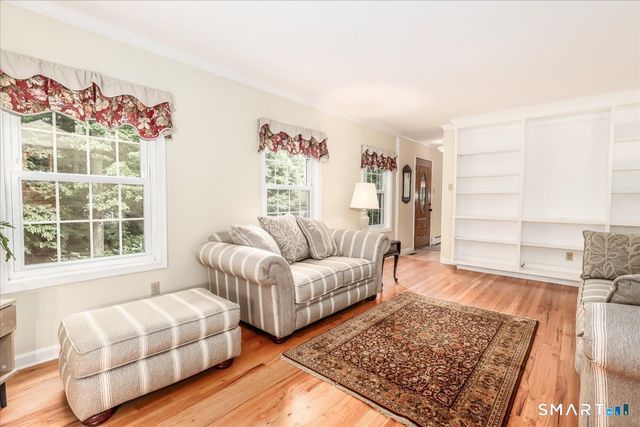 32 Country Way, Bethel, CT 06801