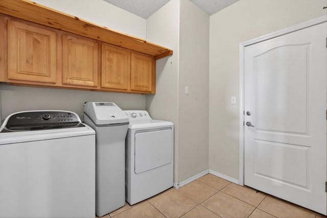 1346 Mountain Vista Drive SE, Rio Rancho, NM 87124