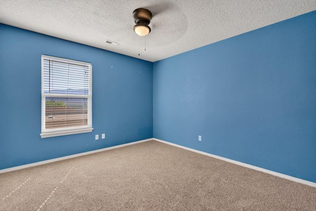 1346 Mountain Vista Drive SE, Rio Rancho, NM 87124
