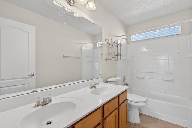 1346 Mountain Vista Drive SE, Rio Rancho, NM 87124