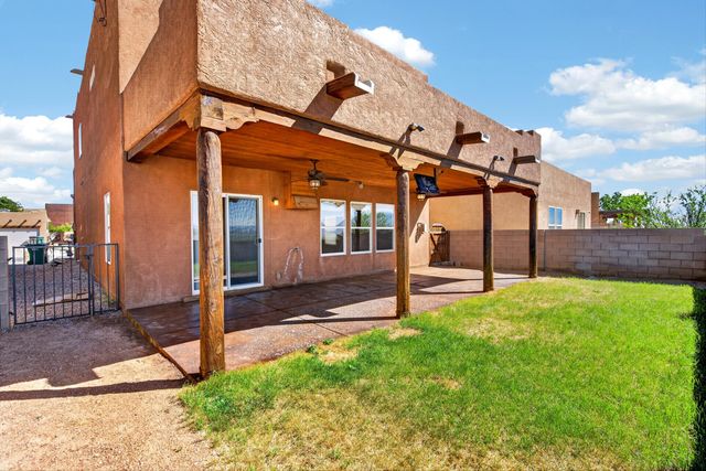 1346 Mountain Vista Drive SE, Rio Rancho, NM 87124