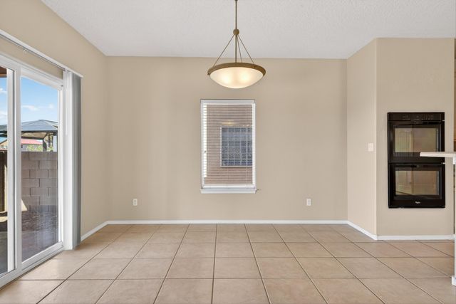 1346 Mountain Vista Drive SE, Rio Rancho, NM 87124