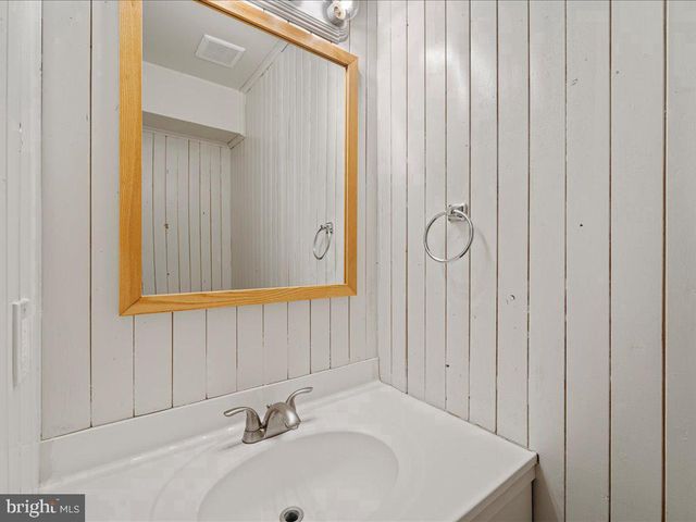 2904 MADEIRA CT, Woodbridge, VA 22192