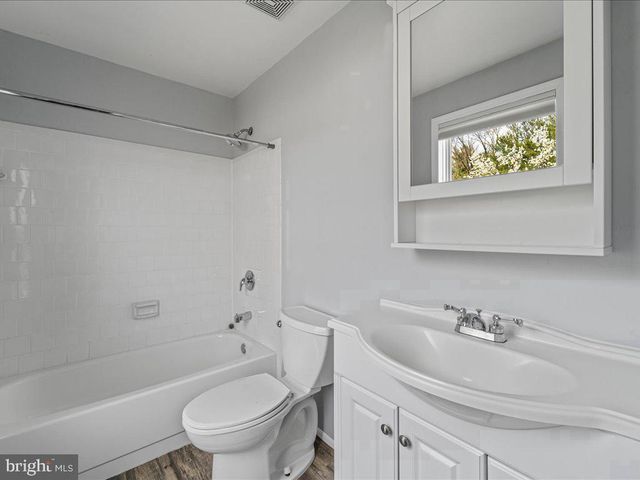 2904 MADEIRA CT, Woodbridge, VA 22192