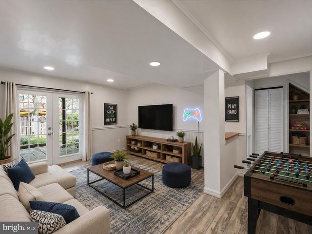 2904 MADEIRA CT, Woodbridge, VA 22192