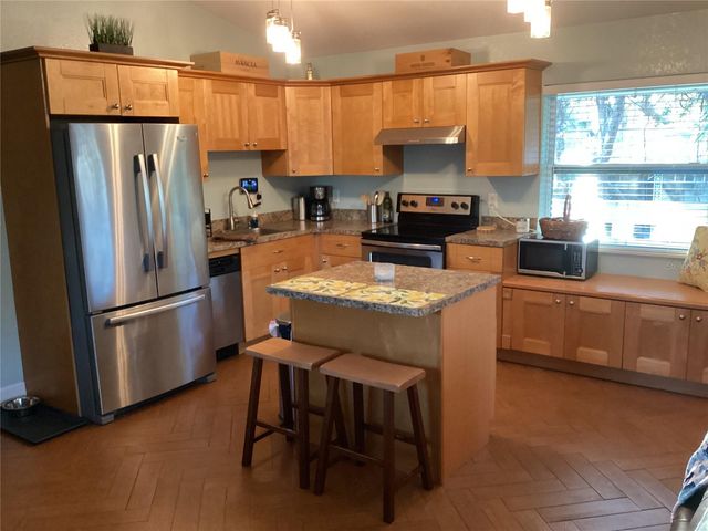 401 PENNSYLVANIA AVENUE, Crystal Beach, FL 34681