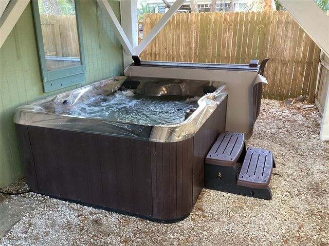 401 PENNSYLVANIA AVENUE, Crystal Beach, FL 34681