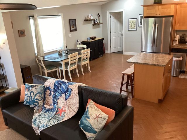 401 PENNSYLVANIA AVENUE, Crystal Beach, FL 34681