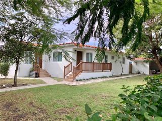 811 SW 11th St 811, Miami, FL 33129