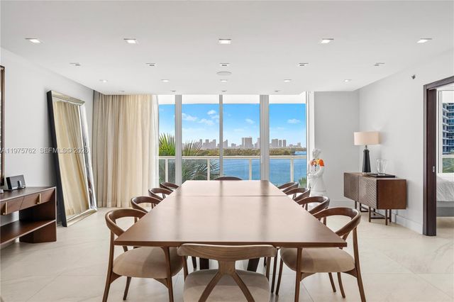 450 Alton Rd 901-902, Miami Beach, FL 33139