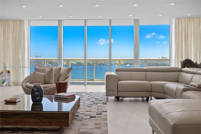 450 Alton Rd 901-902, Miami Beach, FL 33139