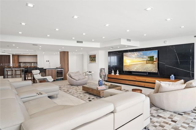 450 Alton Rd 901-902, Miami Beach, FL 33139