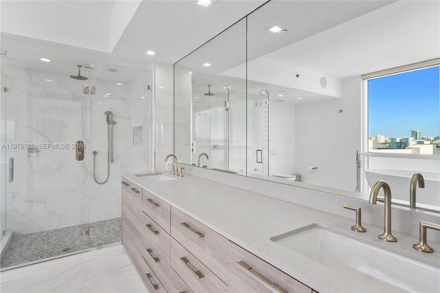 450 Alton Rd 901-902, Miami Beach, FL 33139