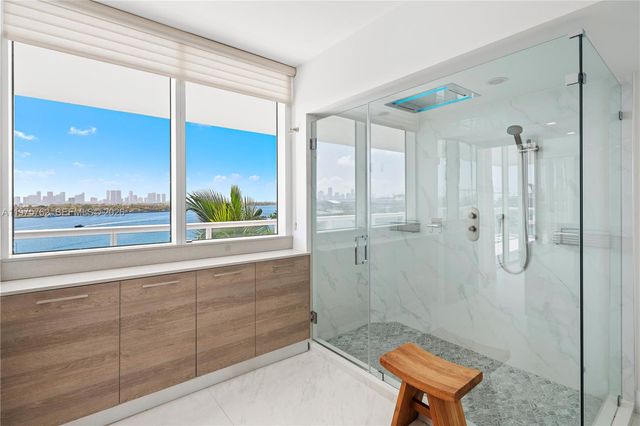 450 Alton Rd 901-902, Miami Beach, FL 33139