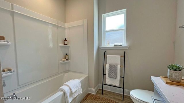 307 Castlewood Circle, Canton, MS 39046