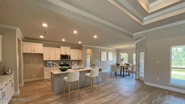 307 Castlewood Circle, Canton, MS 39046