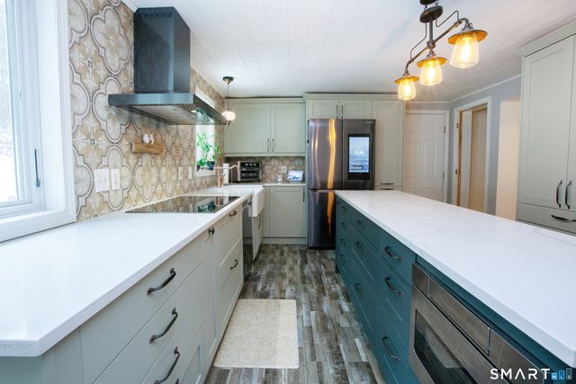 9 Candlewood Lane, Granby, CT 06035