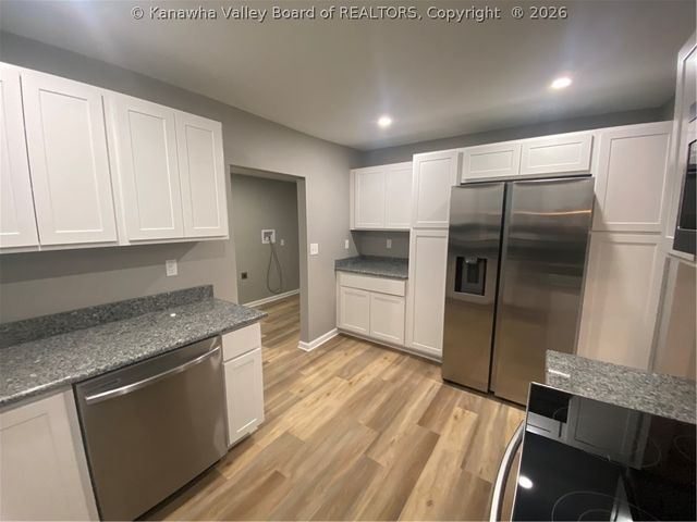 3608 36th Street, Nitro, WV 25143