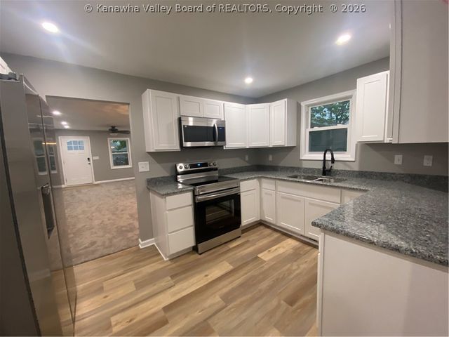 3608 36th Street, Nitro, WV 25143