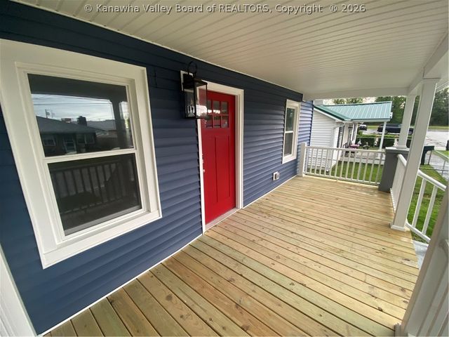 3608 36th Street, Nitro, WV 25143