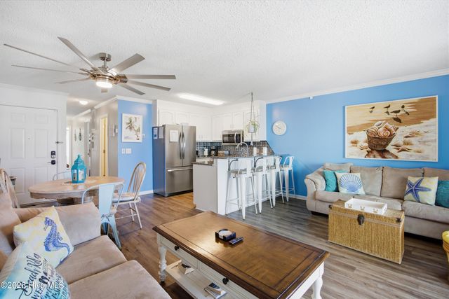 1707 Carolina Beach Avenue N Apt 1h, Carolina Beach, NC 28428