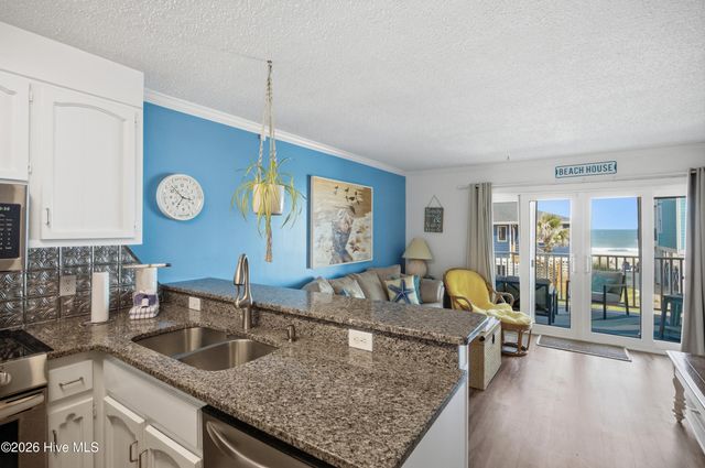 1707 Carolina Beach Avenue N Apt 1h, Carolina Beach, NC 28428