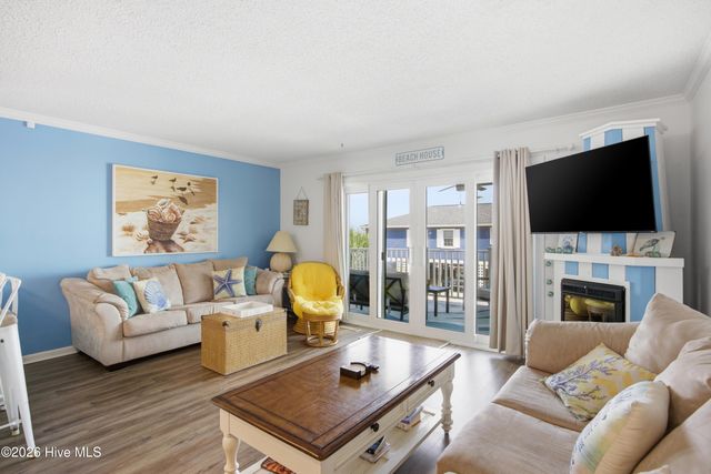 1707 Carolina Beach Avenue N Apt 1h, Carolina Beach, NC 28428