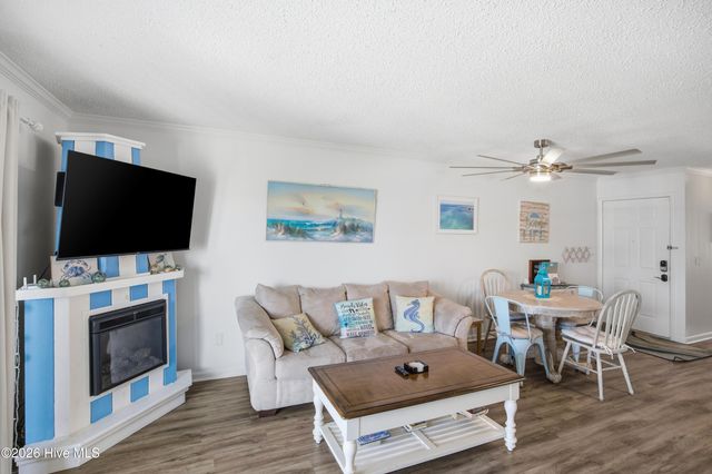 1707 Carolina Beach Avenue N Apt 1h, Carolina Beach, NC 28428