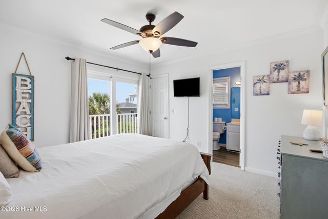 1707 Carolina Beach Avenue N Apt 1h, Carolina Beach, NC 28428