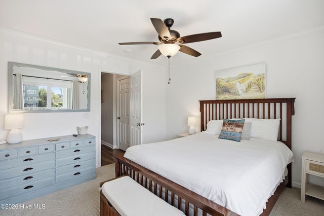 1707 Carolina Beach Avenue N Apt 1h, Carolina Beach, NC 28428