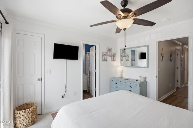 1707 Carolina Beach Avenue N Apt 1h, Carolina Beach, NC 28428